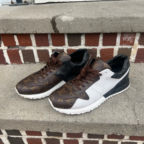 Louis Vuitton Brown and Black Sneakers Modern Design - Picture 3 of 7